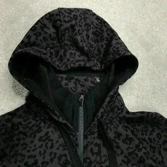 Athleta Hoodie Animal Print Full Zip Black and Brown Heavyweight Sz M DEFECTS - Picture 4 of 11